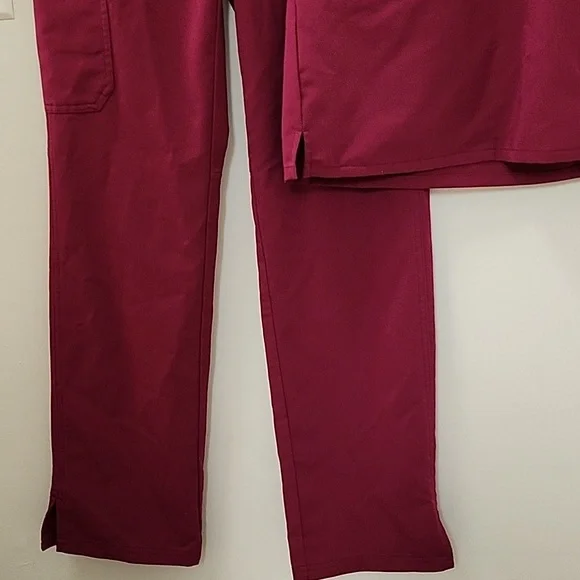 Figs Scrub Top -Small Casma 3 Pocket Maroon Nurse Hospital V-Neck w/ Pants-XS - Picture 5 of 15
